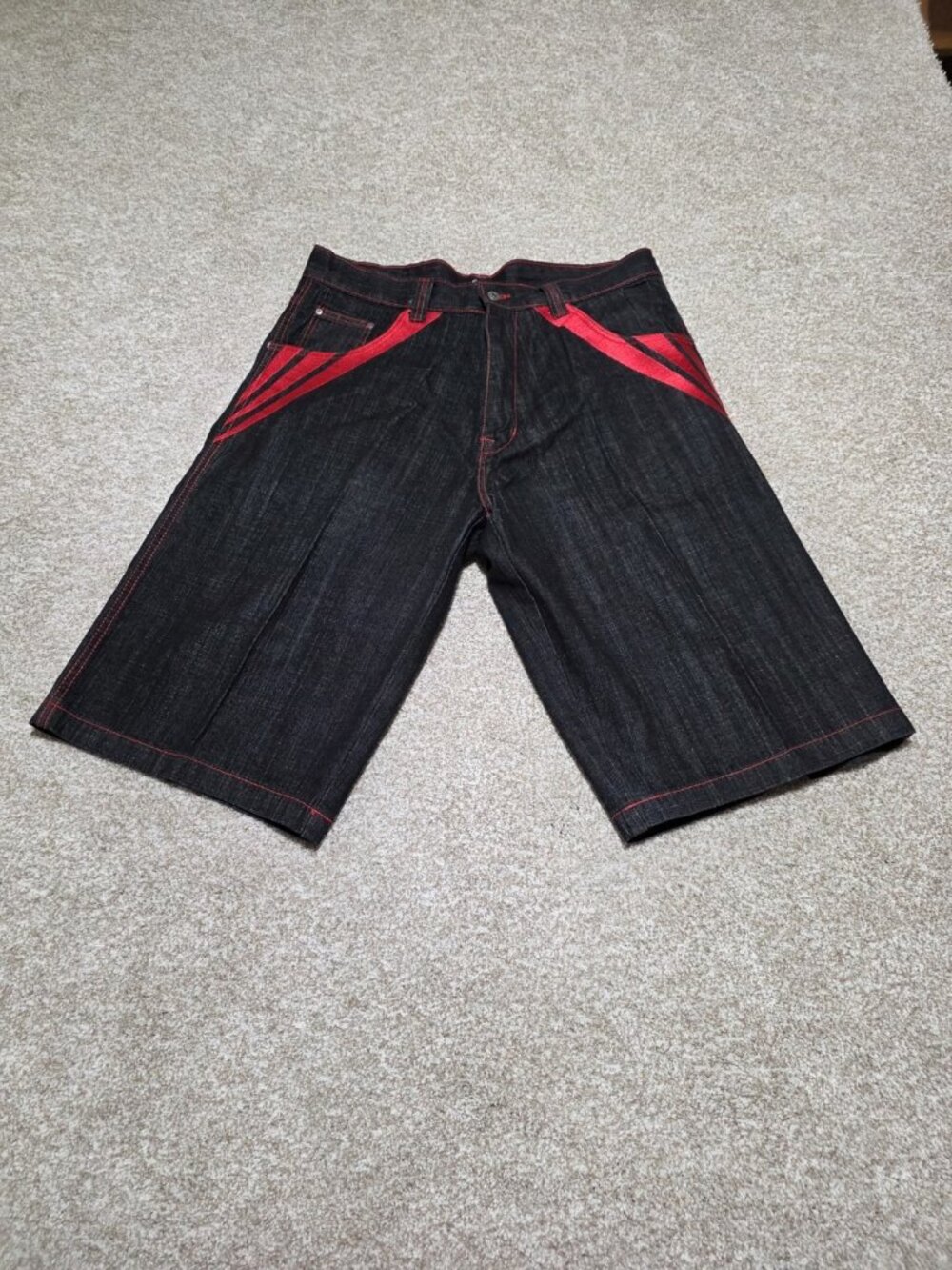 Vintage Y2K Ubug MEN’s Baggy Denim Shorts Red Accent Size 38 × 15